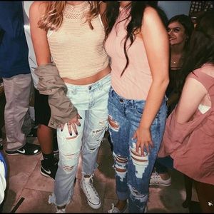 American Eagle Cropped Denim